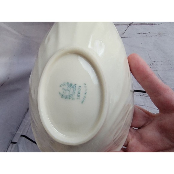 Lenox Cabbage Leaf Gravy/Sauce Boat No Chips Or Cracks - Picture 6 of 7